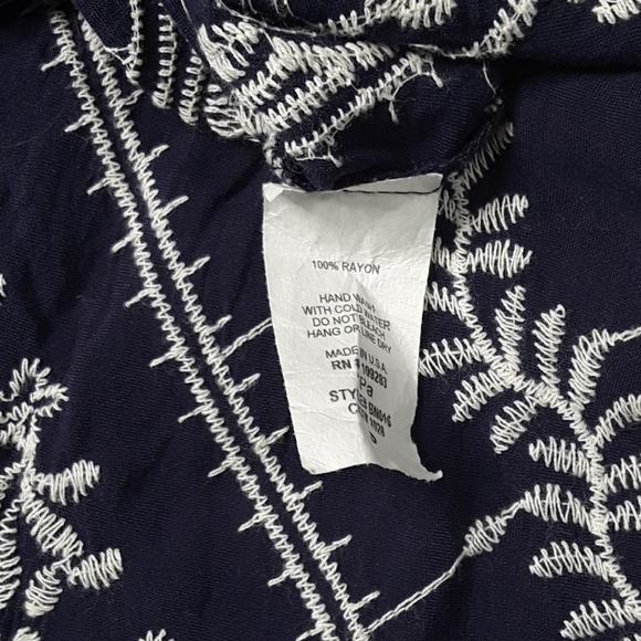 Vintage Havana Embroidered Lace-up Top with Bell Sleeves. Navy  Boho - Picture 5 of 5